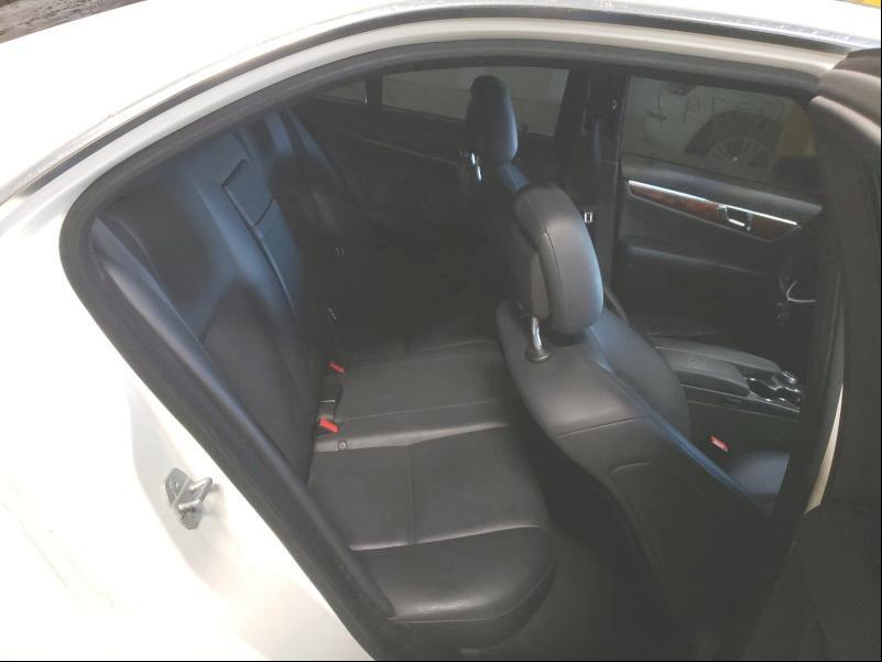 Photo 5 VIN: WDDGF8BB4AR115875 - MERCEDES-BENZ C 300 4MAT 