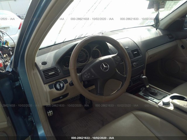 Photo 4 VIN: WDDGF8BB4AR125810 - MERCEDES-BENZ C-CLASS 