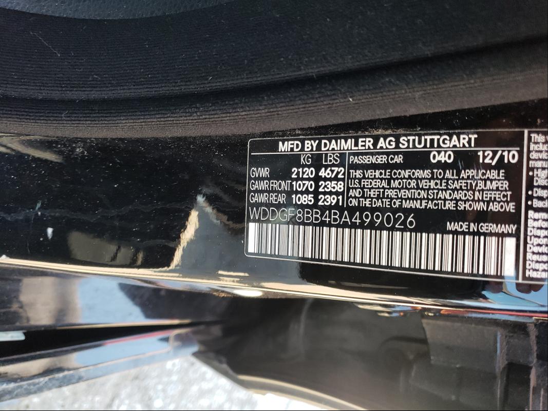 Photo 9 VIN: WDDGF8BB4BA499026 - MERCEDES-BENZ C 300 4MAT 