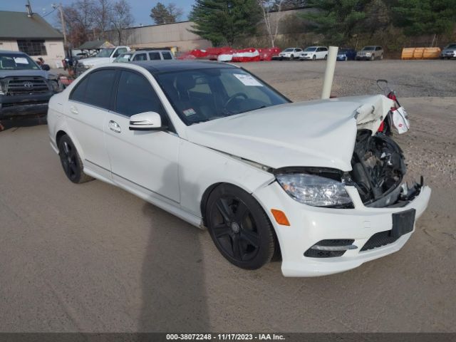 Photo 0 VIN: WDDGF8BB4BA503379 - MERCEDES-BENZ C 300 