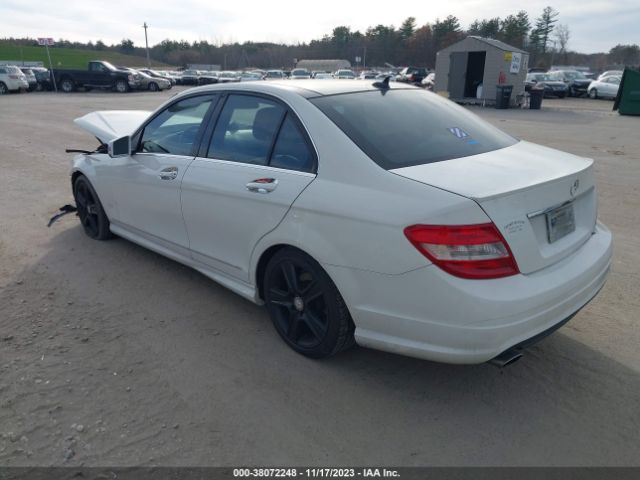 Photo 2 VIN: WDDGF8BB4BA503379 - MERCEDES-BENZ C 300 