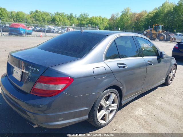 Photo 3 VIN: WDDGF8BB4BR148439 - MERCEDES-BENZ C 300 