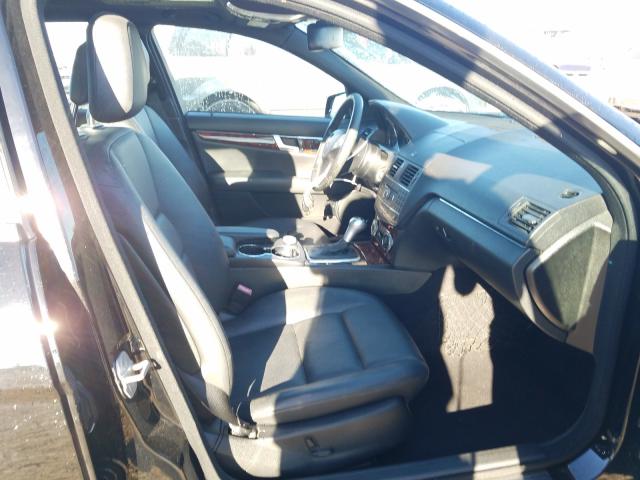 Photo 4 VIN: WDDGF8BB4BR151678 - MERCEDES-BENZ C 300 4MAT 