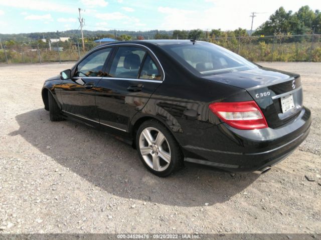 Photo 2 VIN: WDDGF8BB4BR152345 - MERCEDES-BENZ C-CLASS 