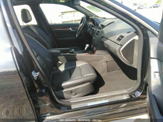 Photo 4 VIN: WDDGF8BB4BR152345 - MERCEDES-BENZ C-CLASS 