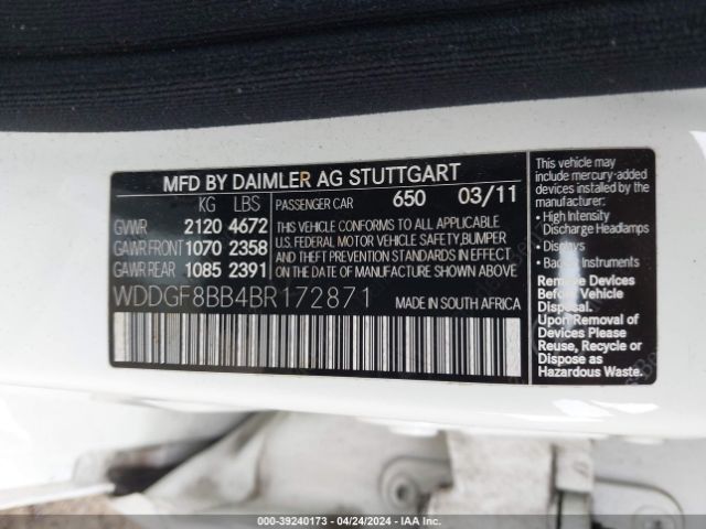 Photo 8 VIN: WDDGF8BB4BR172871 - MERCEDES-BENZ C 