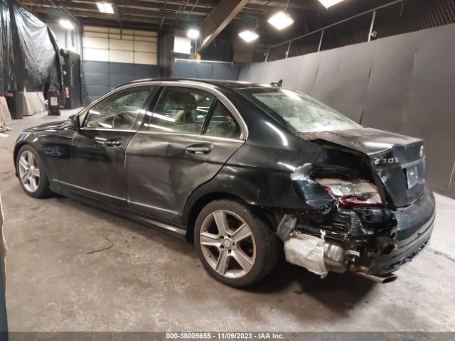 Photo 2 VIN: WDDGF8BB4BR181568 - MERCEDES-BENZ C 300 