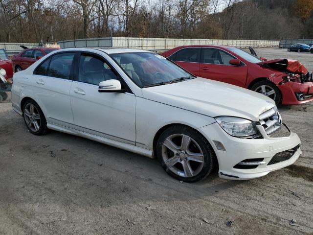 Photo 3 VIN: WDDGF8BB4BR187435 - MERCEDES-BENZ C-CLASS 