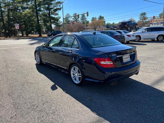 Photo 3 VIN: WDDGF8BB4CA603130 - MERCEDES-BENZ C 300 4MAT 