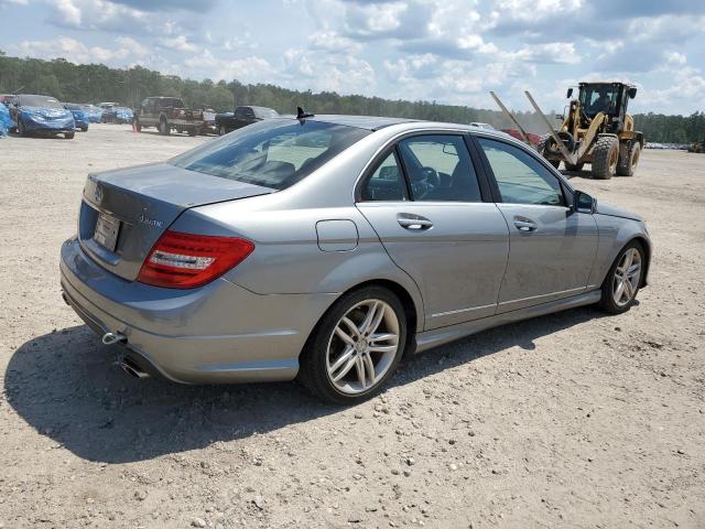 Photo 2 VIN: WDDGF8BB4CR225294 - MERCEDES-BENZ C-CLASS 