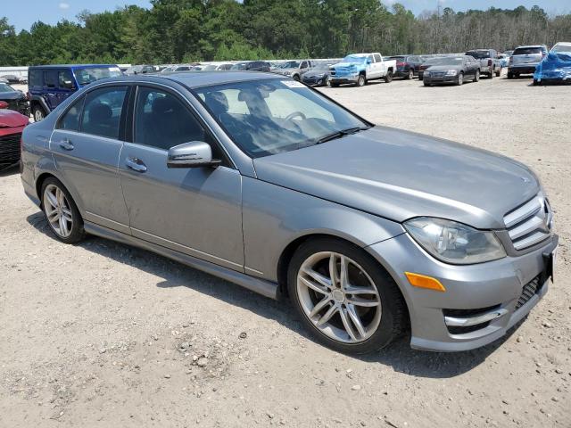 Photo 3 VIN: WDDGF8BB4CR225294 - MERCEDES-BENZ C-CLASS 