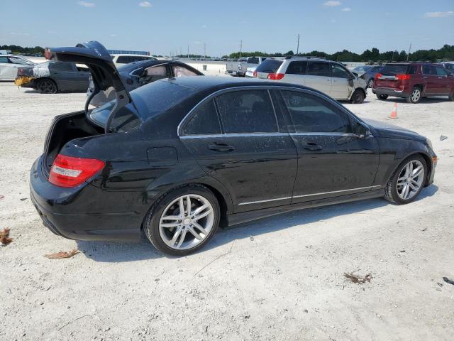 Photo 2 VIN: WDDGF8BB4CR229989 - MERCEDES-BENZ C-CLASS 