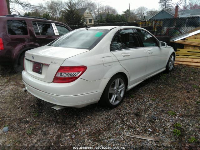 Photo 3 VIN: WDDGF8BB5AR090386 - MERCEDES-BENZ C 300 