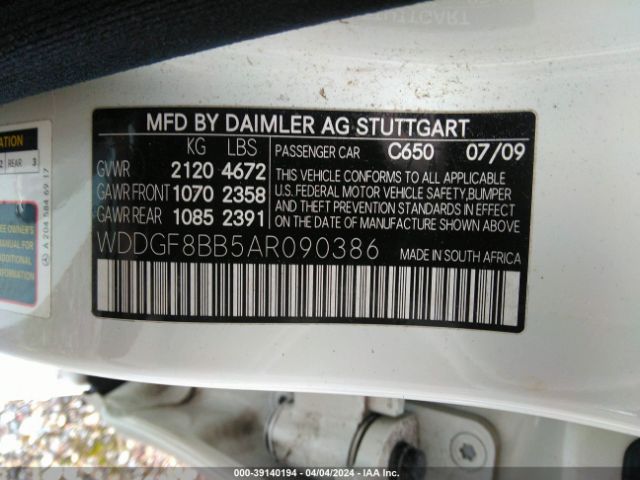 Photo 8 VIN: WDDGF8BB5AR090386 - MERCEDES-BENZ C 300 