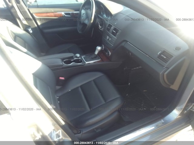 Photo 4 VIN: WDDGF8BB5BF543134 - MERCEDES-BENZ C-CLASS 