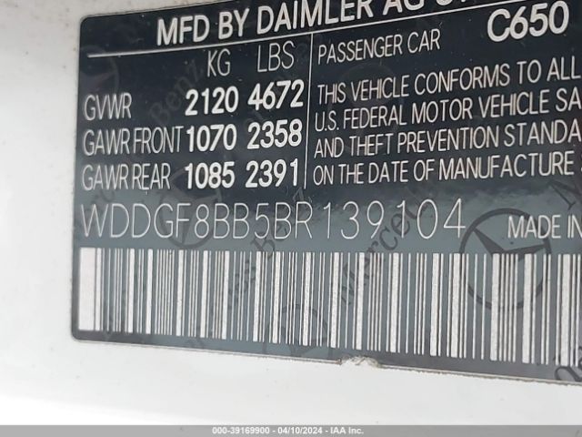 Photo 8 VIN: WDDGF8BB5BR139104 - MERCEDES-BENZ C 300 