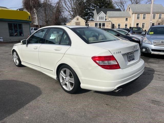 Photo 2 VIN: WDDGF8BB5BR144366 - MERCEDES-BENZ C-CLASS 