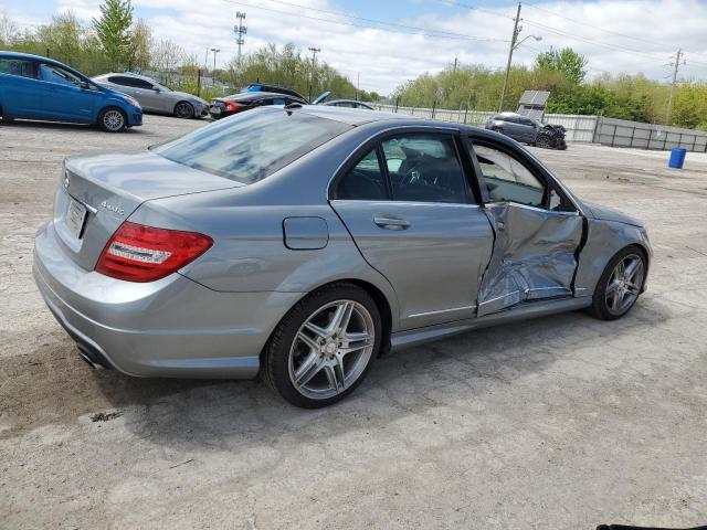 Photo 2 VIN: WDDGF8BB5CA654832 - MERCEDES-BENZ C-CLASS 