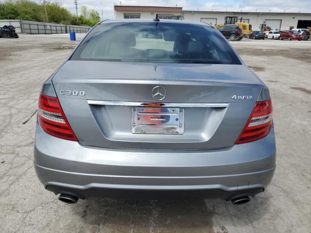 Photo 5 VIN: WDDGF8BB5CA654832 - MERCEDES-BENZ C-CLASS 