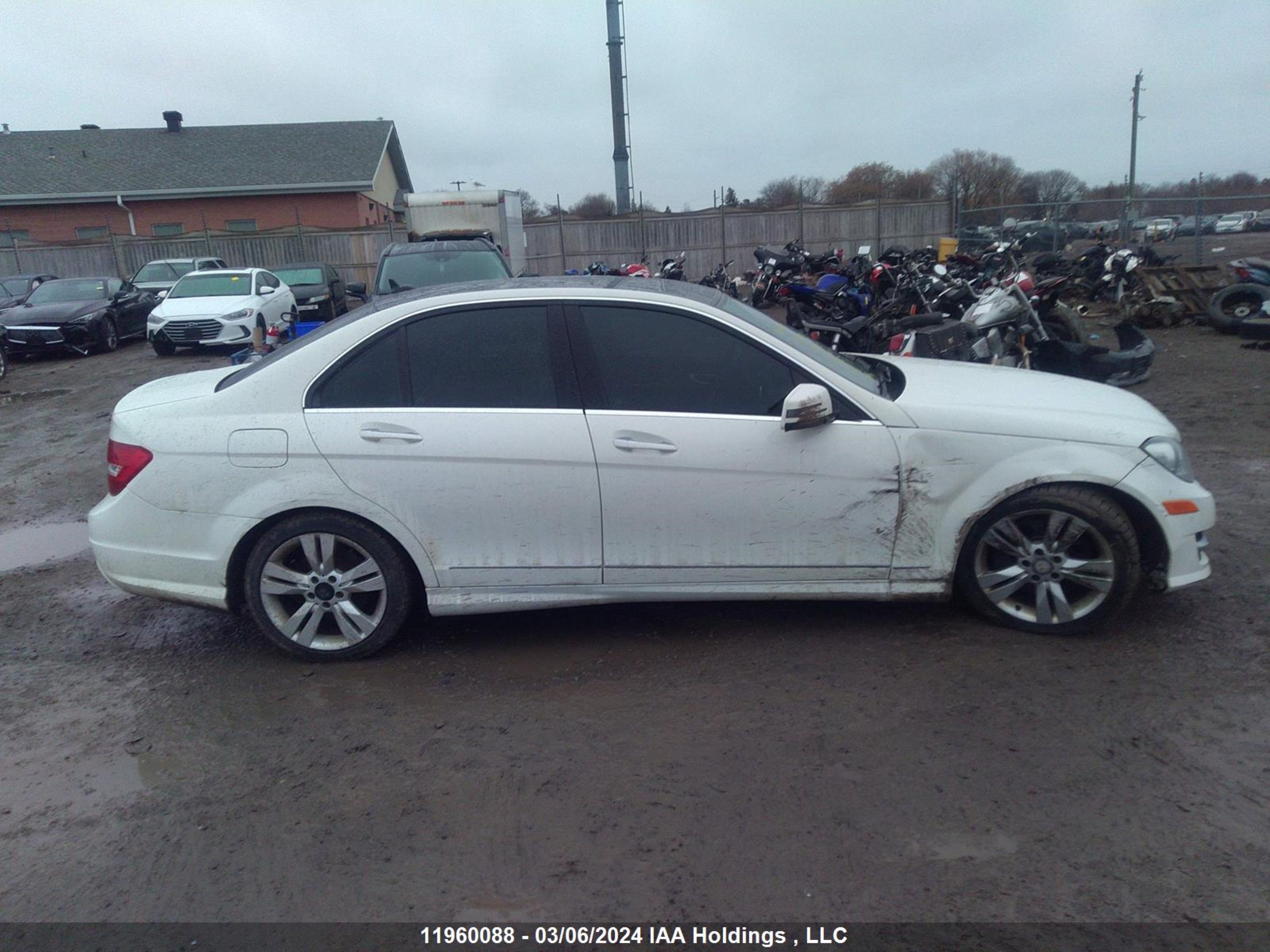 Photo 12 VIN: WDDGF8BB5CA699625 - MERCEDES-BENZ C-KLASSE 