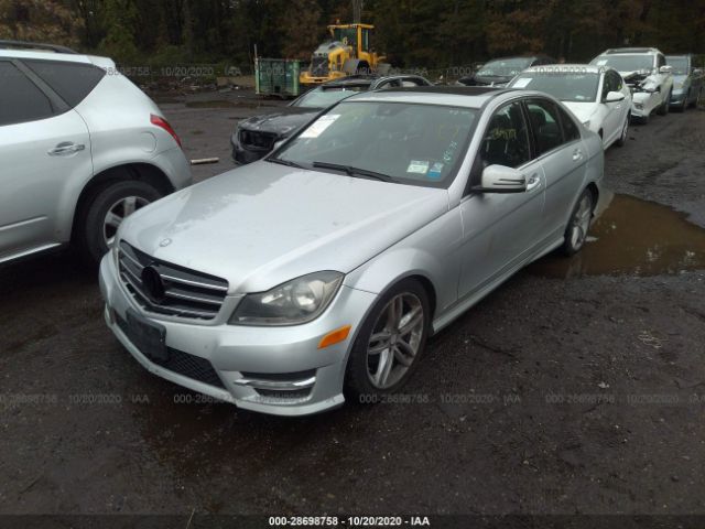 Photo 1 VIN: WDDGF8BB5CA704676 - MERCEDES-BENZ C-CLASS 