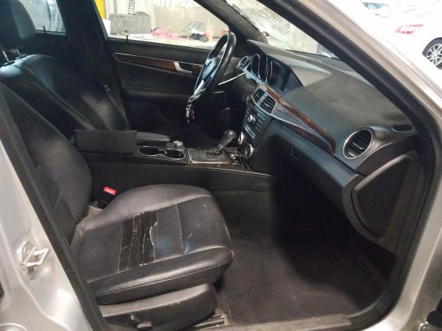 Photo 4 VIN: WDDGF8BB5CF875687 - MERCEDES-BENZ C 300 4MAT 