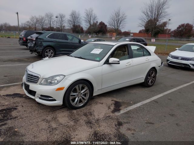 Photo 1 VIN: WDDGF8BB5CF888889 - MERCEDES-BENZ C 300 