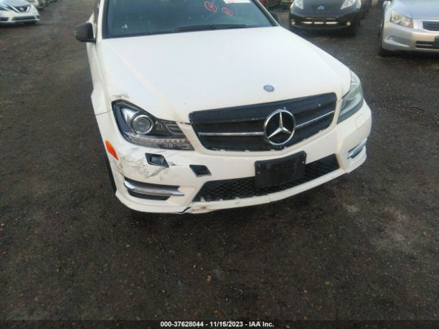 Photo 5 VIN: WDDGF8BB5CF948766 - MERCEDES-BENZ C-CLASS 