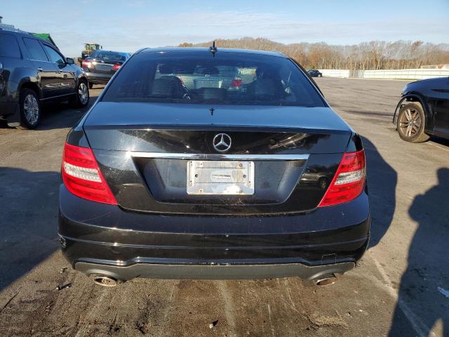 Photo 5 VIN: WDDGF8BB5CR194430 - MERCEDES-BENZ C 300 4MAT 