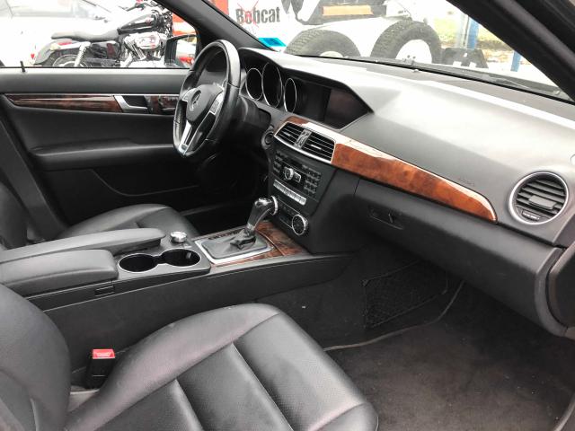 Photo 4 VIN: WDDGF8BB5CR199420 - MERCEDES-BENZ C 300 4MAT 