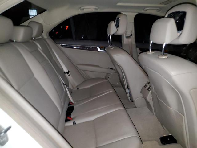 Photo 9 VIN: WDDGF8BB5CR233193 - MERCEDES-BENZ C 300 4MAT 