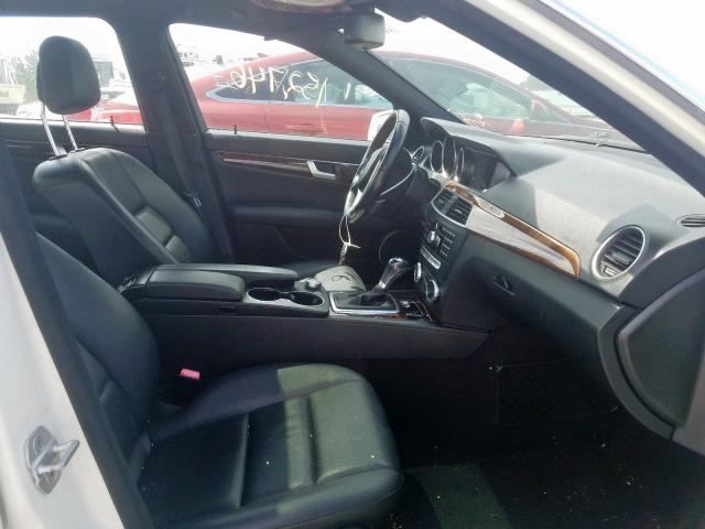 Photo 4 VIN: WDDGF8BB5CR233341 - MERCEDES-BENZ C 300 4MAT 