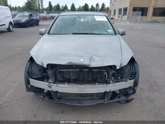 Photo 5 VIN: WDDGF8BB5CR235428 - MERCEDES-BENZ C 300 