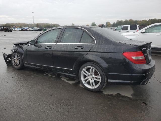 Photo 1 VIN: WDDGF8BB5CR236143 - MERCEDES-BENZ C 300 4MAT 