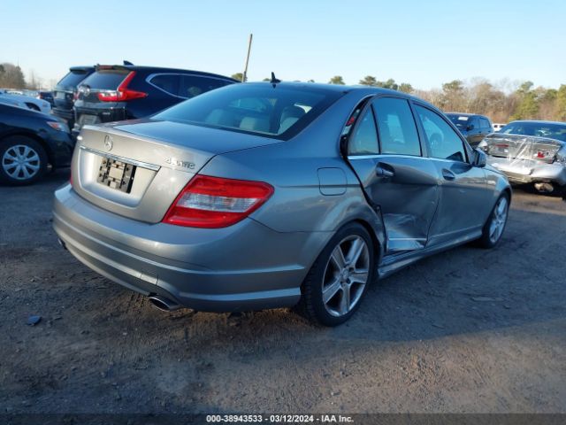 Photo 3 VIN: WDDGF8BB6AR101122 - MERCEDES-BENZ C 300 