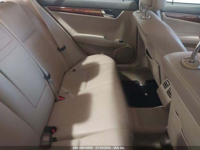 Photo 7 VIN: WDDGF8BB6BR133179 - MERCEDES-BENZ C 300 