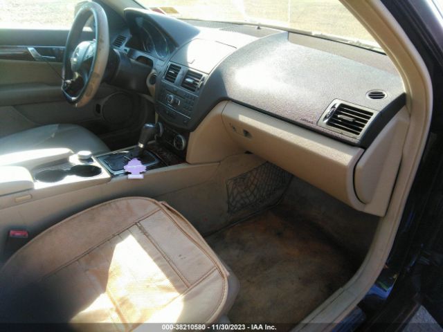 Photo 4 VIN: WDDGF8BB6BR149091 - MERCEDES-BENZ C 300 