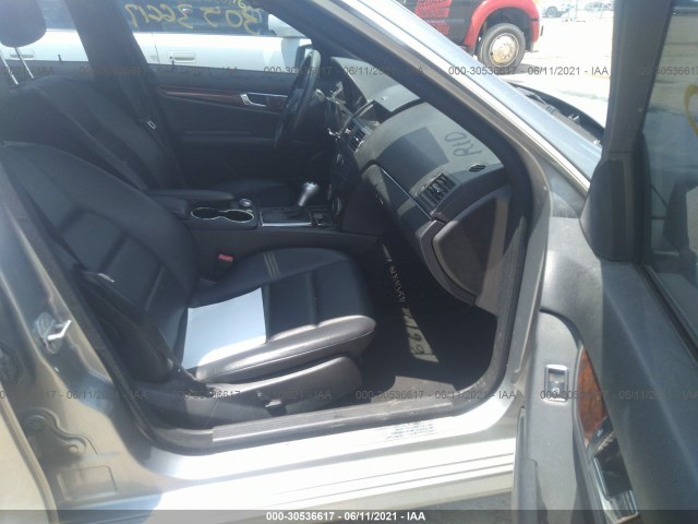 Photo 4 VIN: WDDGF8BB6BR162911 - MERCEDES-BENZ C-CLASS 