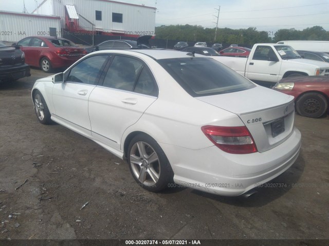 Photo 2 VIN: WDDGF8BB6BR176596 - MERCEDES-BENZ C-CLASS 