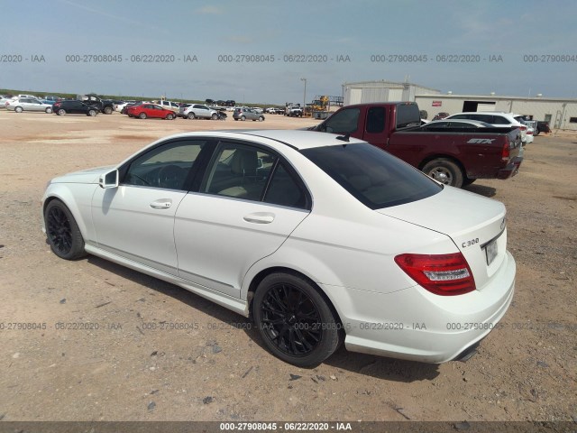 Photo 2 VIN: WDDGF8BB6CA605817 - MERCEDES-BENZ C-CLASS 