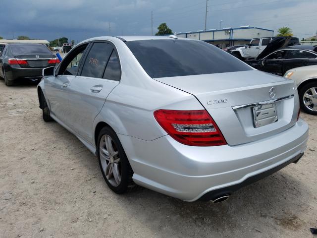 Photo 2 VIN: WDDGF8BB6CA619488 - MERCEDES-BENZ C 300 4MAT 