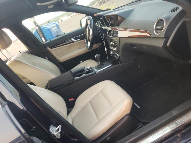 Photo 4 VIN: WDDGF8BB6CA713127 - MERCEDES-BENZ C 300 4MAT 