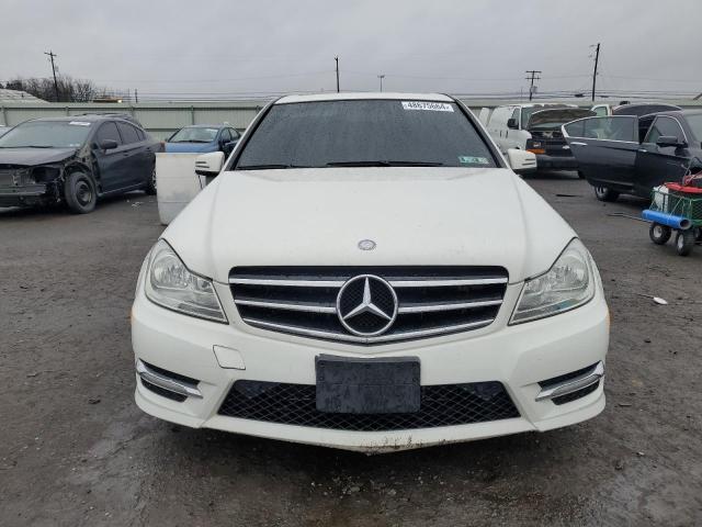 Photo 4 VIN: WDDGF8BB6CR192010 - MERCEDES-BENZ C-CLASS 