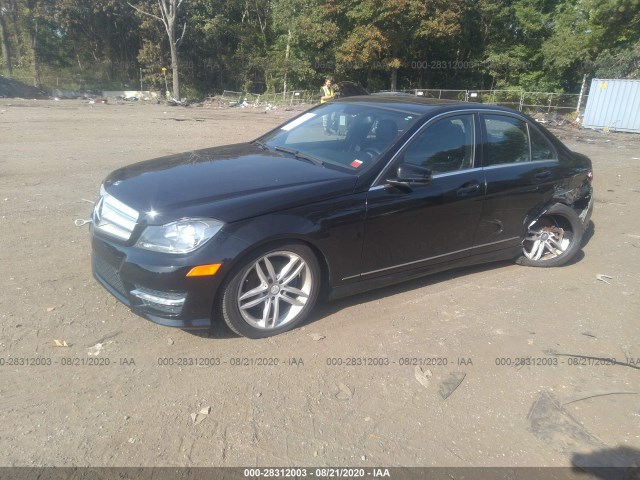 Photo 1 VIN: WDDGF8BB6CR192895 - MERCEDES-BENZ C-CLASS 