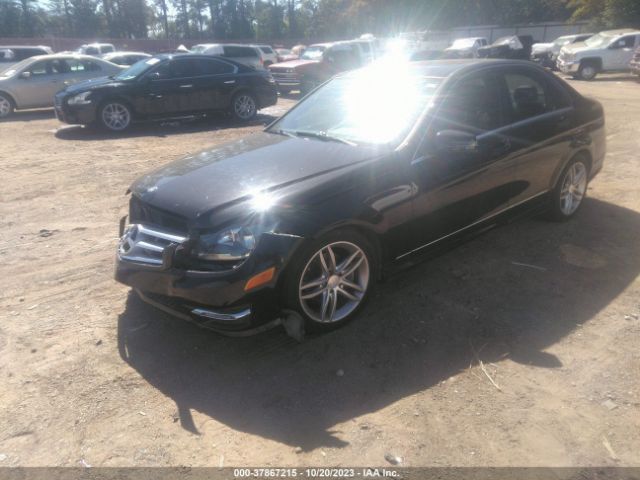 Photo 1 VIN: WDDGF8BB6CR196493 - MERCEDES-BENZ C-CLASS 