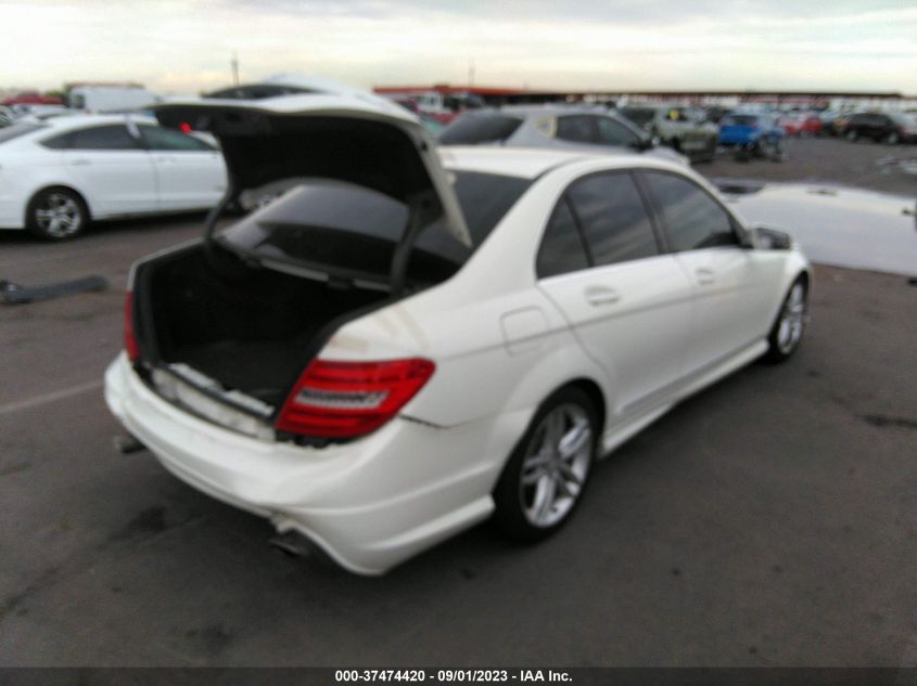 Photo 3 VIN: WDDGF8BB6CR204401 - MERCEDES-BENZ C-KLASSE 