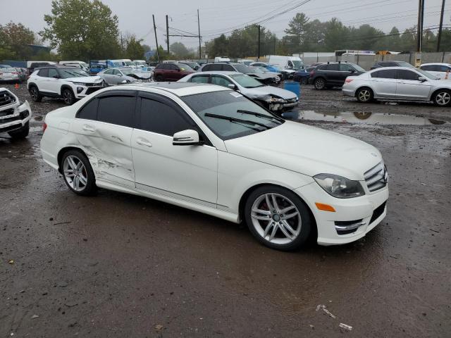 Photo 3 VIN: WDDGF8BB6CR207766 - MERCEDES-BENZ C 300 4MAT 