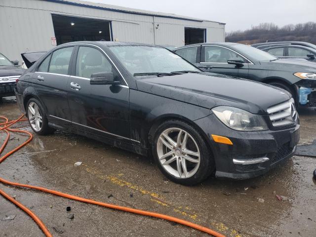 Photo 3 VIN: WDDGF8BB6CR209274 - MERCEDES-BENZ C-CLASS 