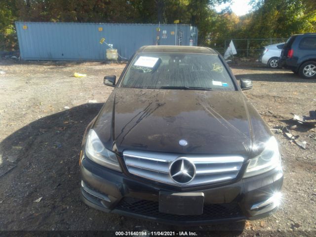 Photo 5 VIN: WDDGF8BB6CR211137 - MERCEDES-BENZ C-CLASS 