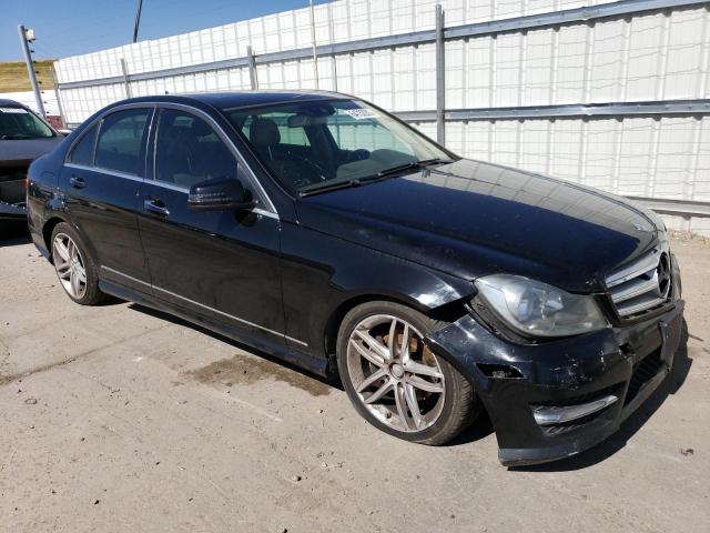 Photo 3 VIN: WDDGF8BB6CR227886 - MERCEDES-BENZ C-CLASS 